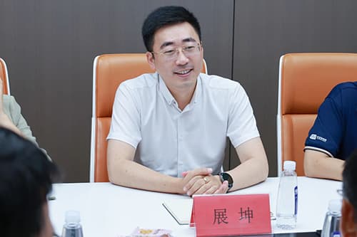 斯坦德生物醫(yī)藥事業(yè)群的領(lǐng)航者展坤總經(jīng)理致